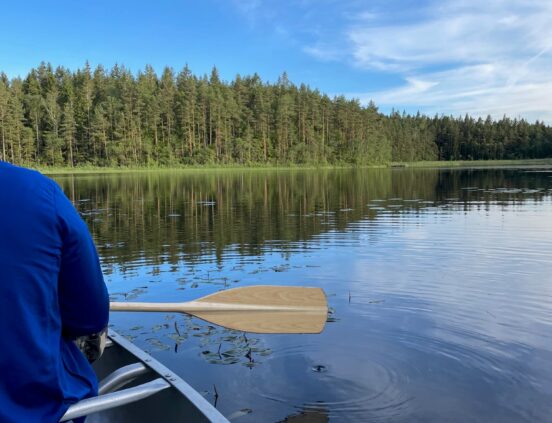 Kanoter och kajaker finns att låna