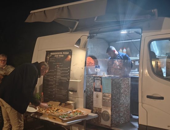 Margherita Pizza Food Truck Restaurang EventTjänster