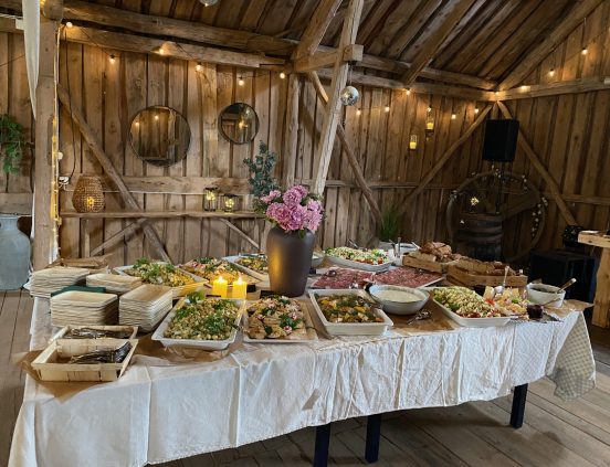 Ale loge konferens aktiviteter fest bröllop övernattning tält EventTjänster